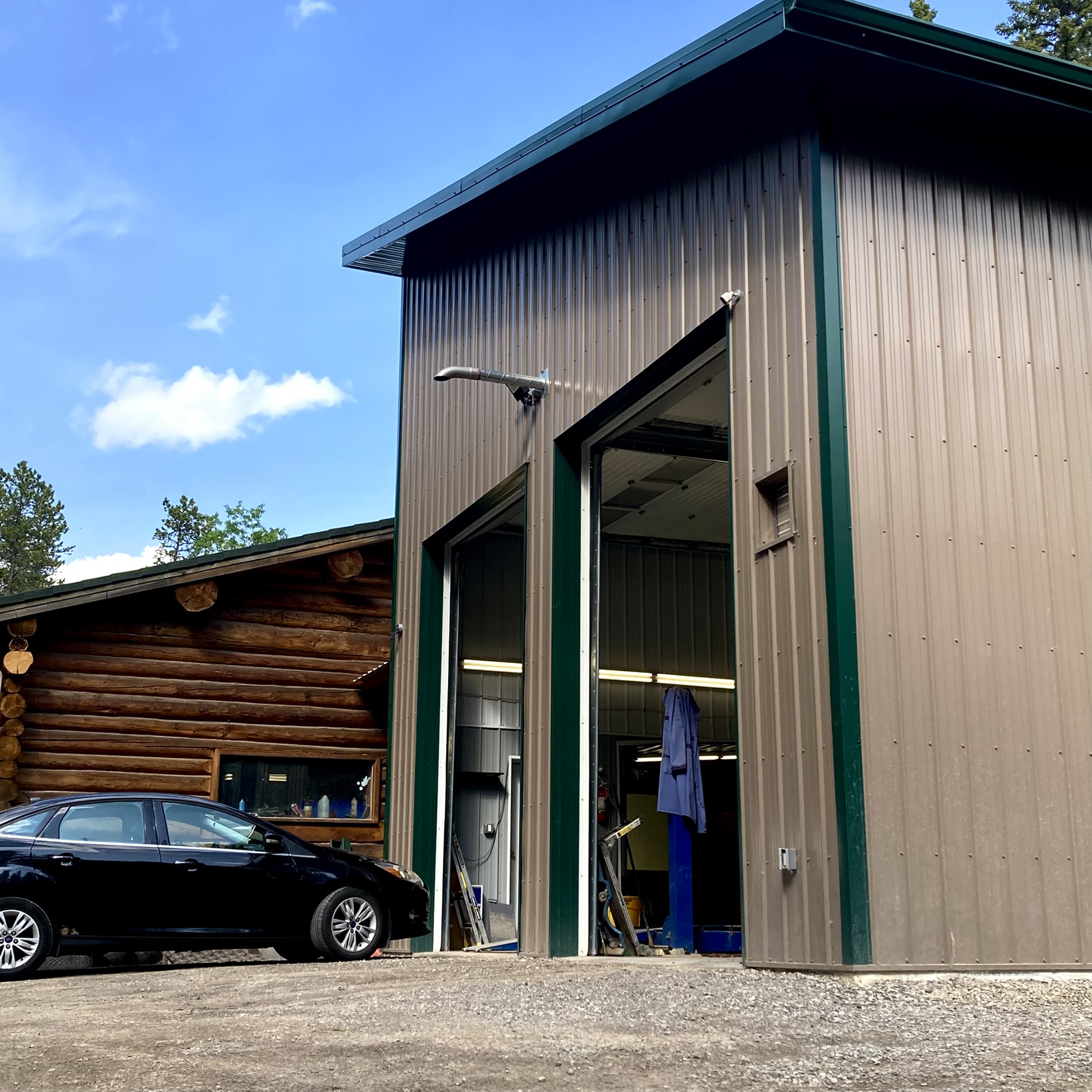 Hoist, Car, Mechanic, KAT Automotive, Foothills, Bragg Creek Customer Service